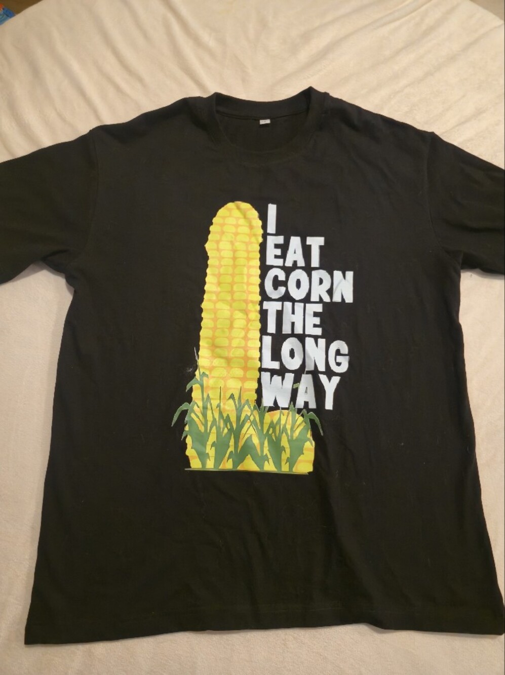 Mens Large Black Graphic Tee with Yellow Corn Print Gag Gift Shirt (I Eat Corn)